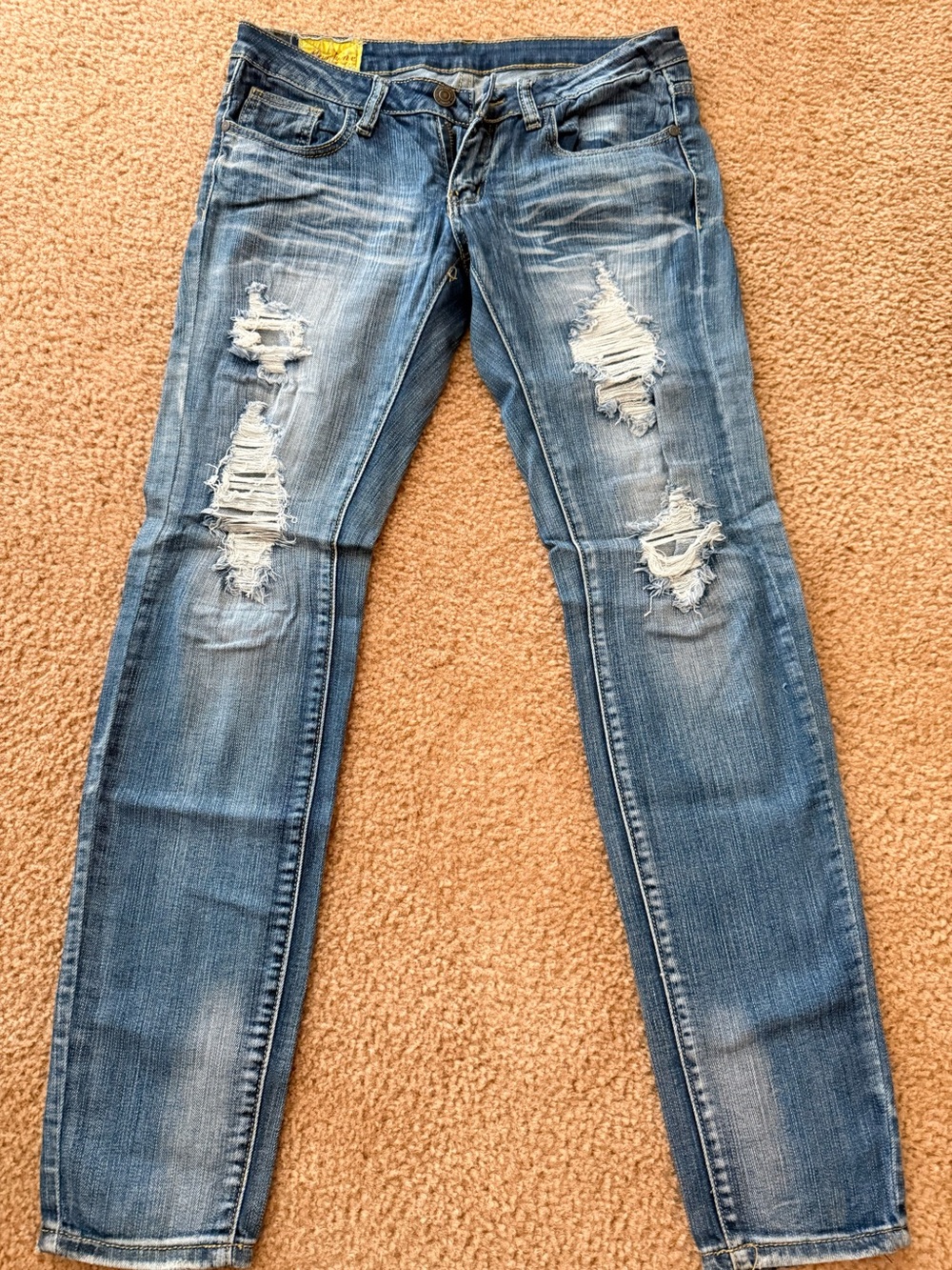 Machine Women’s Blue Distressed Skinny Jeans